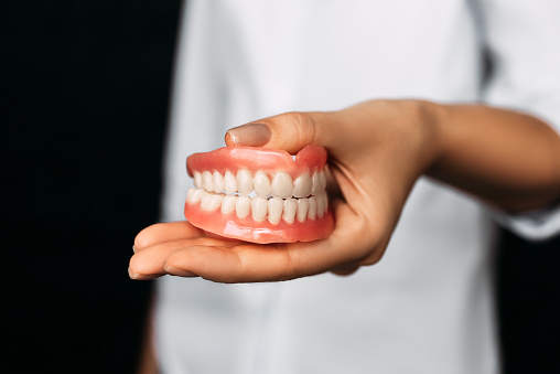 dentist in karaikudi